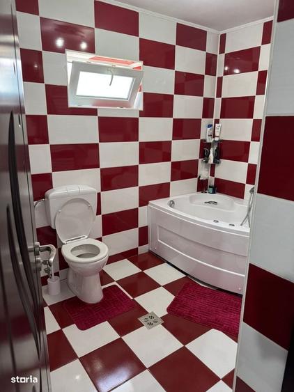 Casă cu 4 camere cu Teren 300 Mp în Sălătrucel