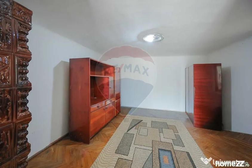 Casă cu 4 camere cu Teren 313 Mp în Dealuri Oradea