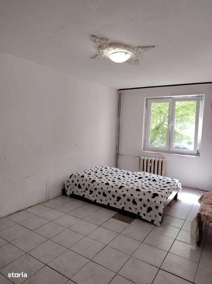 Apartament cu 3 camere în Liviu Rebreanu