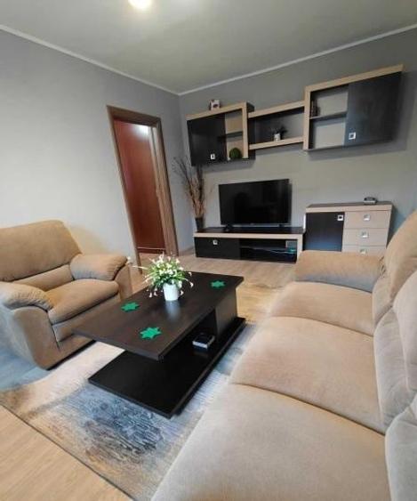 Apartament cu 2 camere semidecomandat, mobilat în Baba Novac