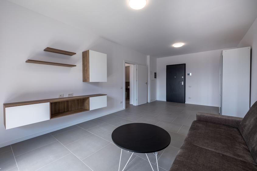 Apartament cu 2 camere decomandat, mobilat în Torontalului