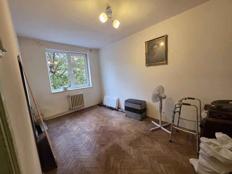 Apartament cu 3 camere decomandat în Gheorgheni