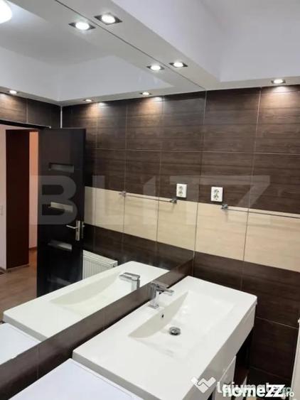 Apartament cu 2 camere decomandat în Centrul Istoric