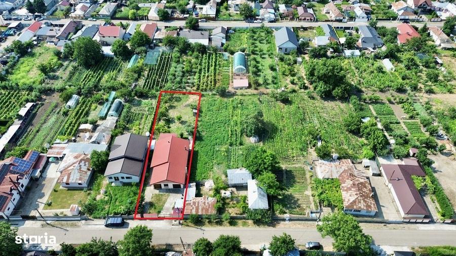 Casă cu 4 camere în Vânători