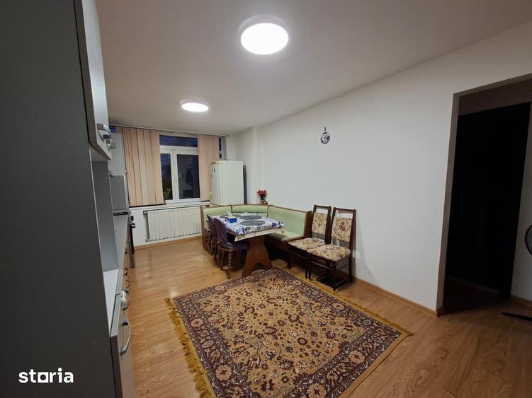 Apartament cu 2 camere decomandat în Vasile Aaron