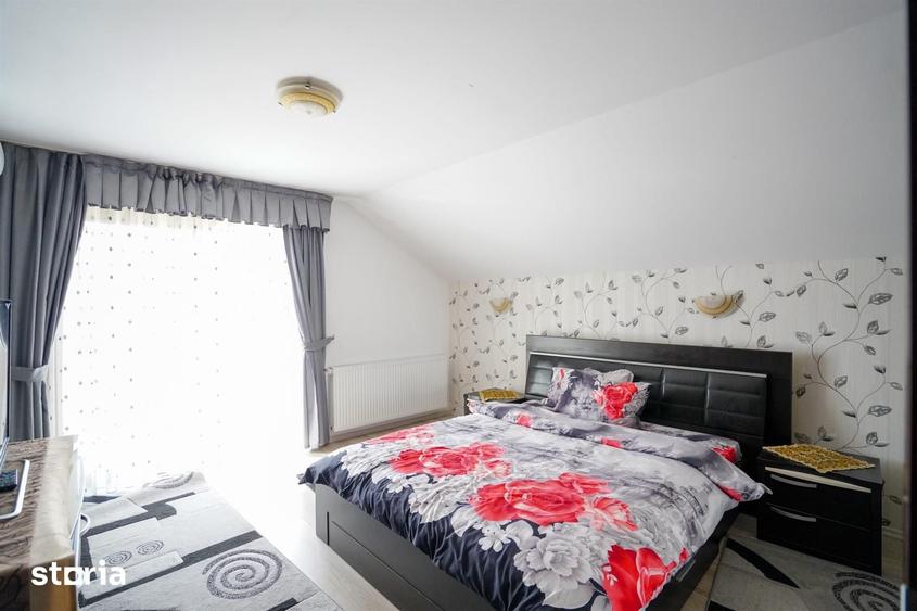 Casă cu 4 camere cu Teren 490 Mp în Centura