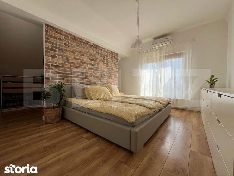 Apartament cu 3 camere decomandat în Girocului