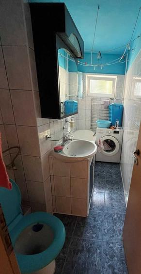 Apartament cu 2 camere semidecomandat în Girocului