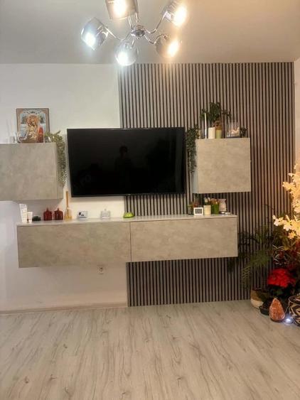 Apartament cu 3 camere decomandat în Nord
