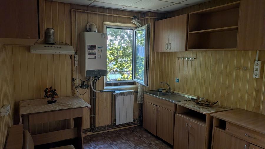 Apartament cu 2 camere semidecomandat în Cornișa