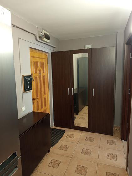 Apartament cu 2 camere decomandat în Exterior Vest