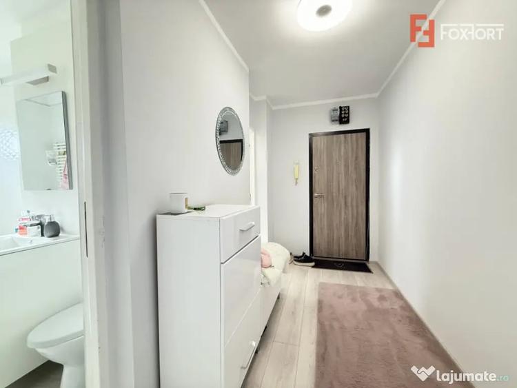 Garsonieră decomandată în Complex Studențesc