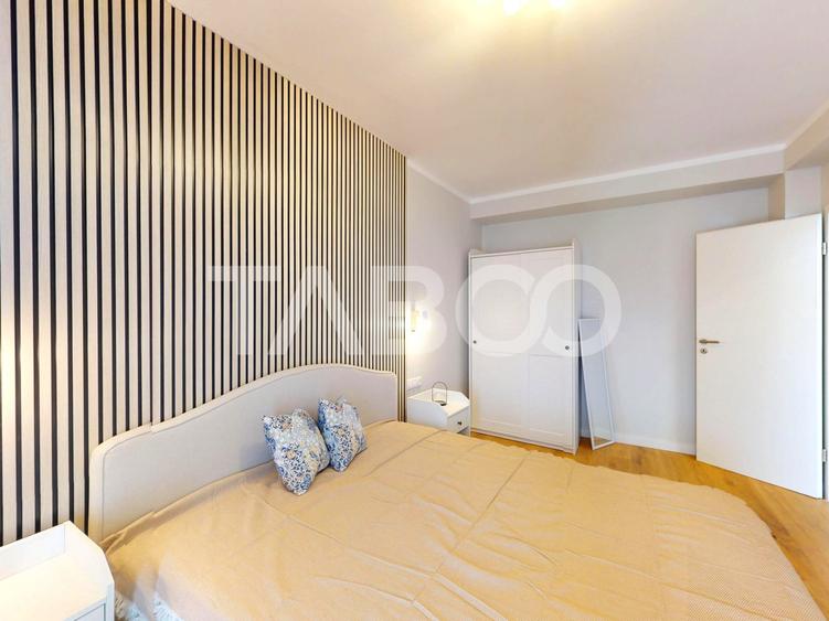 Apartament cu 3 camere decomandat în Periferie