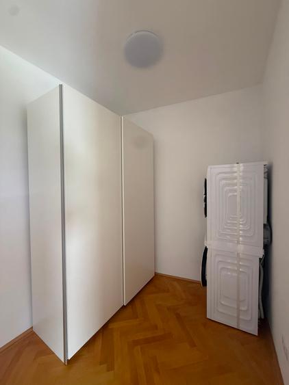 Casă cu 2 camere cu Teren 421 Mp în Centrul Civic