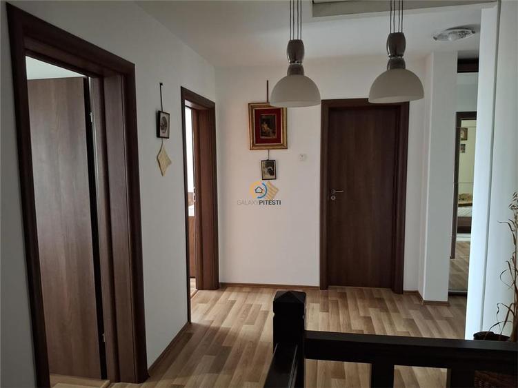 Duplex cu 4 camere cu Canalizare în Ștefănești