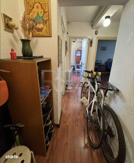 Apartament cu 2 camere decomandat în Drumul Taberei — fotografia 2