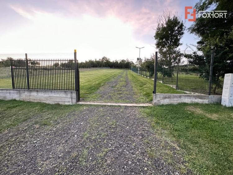 Casă individuală cu 2 camere cu Canalizare în Nadăș