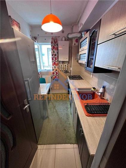 Apartament cu 2 camere decomandat, mobilat în Berceni