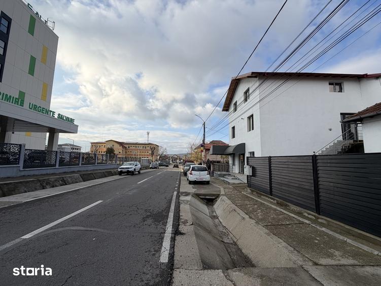 Spațiu comercial, de 40 mp, în Central