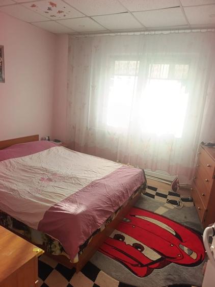 Vand apartament 2 camere Mioveni,etaj 2 ,spatios - 3