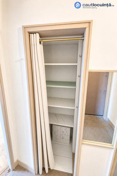 Apartament cu 2 camere în P-ța Romană