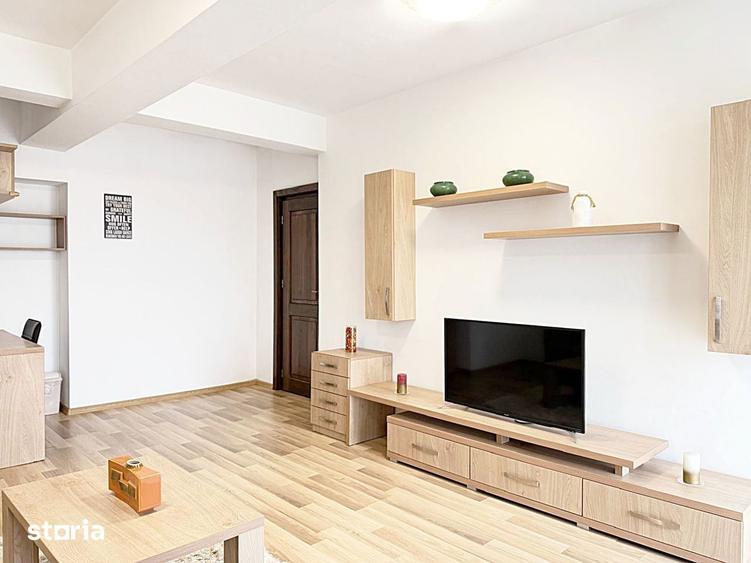 Apartament cu 2 camere decomandat în Central
