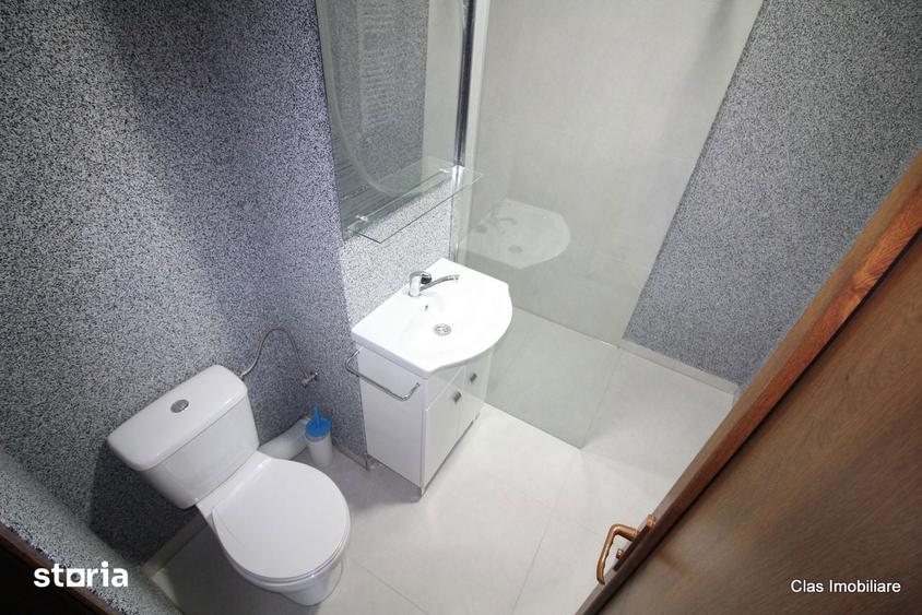 Apartament cu 3 camere decomandat în Tineretului