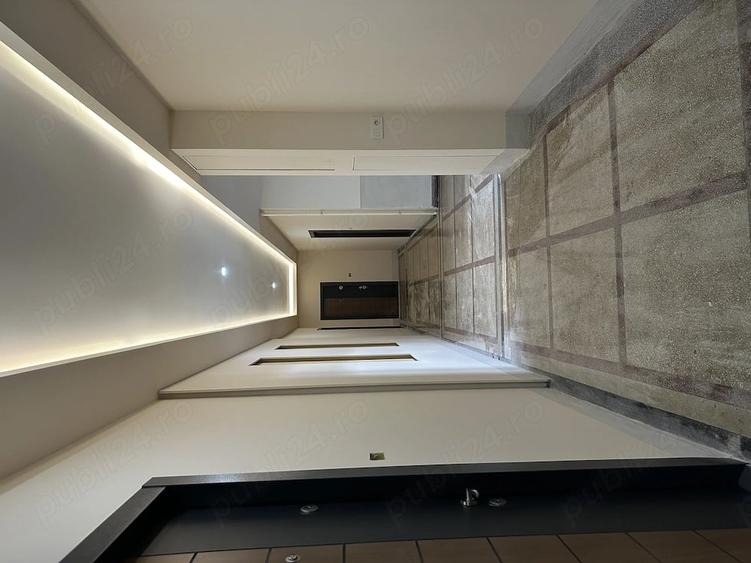 Spațiu comercial, de 42 mp, în Central
