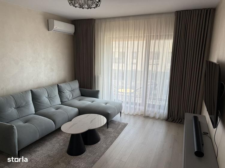 Apartament cu 3 camere decomandat în Drumul Taberei
