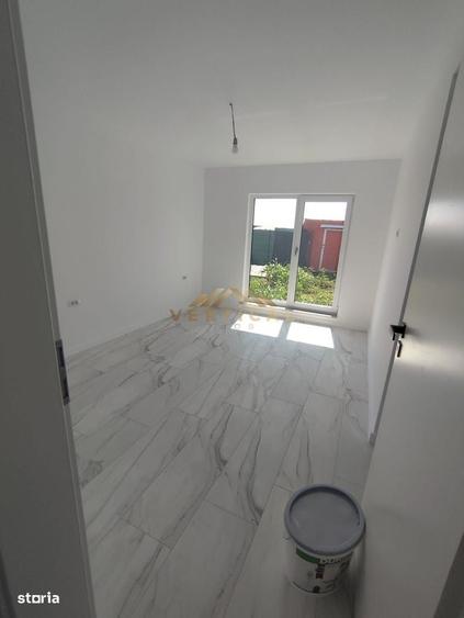 Casă cu 3 camere în Dobreni