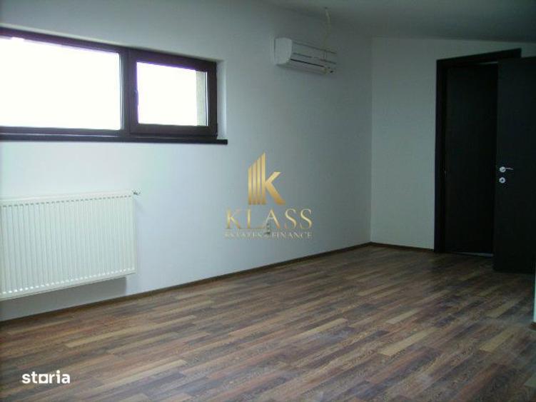 Duplex Campul Pipera | 5 camere, 4 parcari | jacuzzi - 1