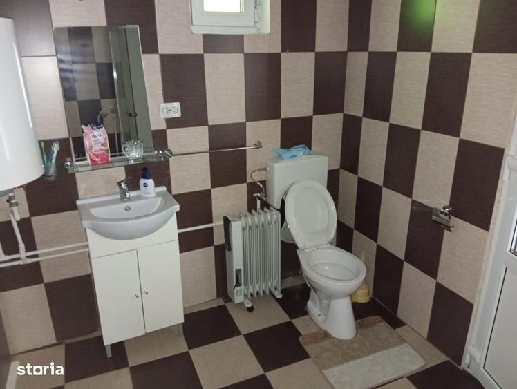 Casă cu 4 camere cu Teren 2877 Mp în Brazii