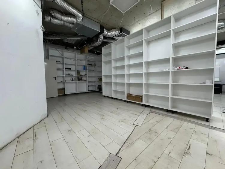 Spațiu comercial, de 137.97999572754 mp, în Dacia