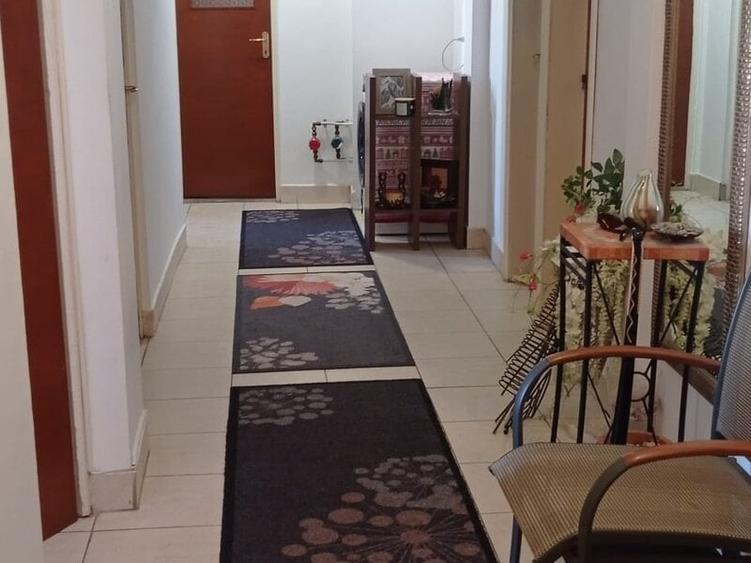 Apartament cu 3 camere decomandat în Colentina