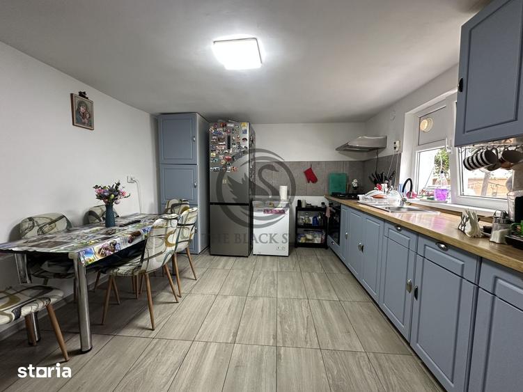 Casă cu 4 camere cu Teren 206 Mp în Mărășești