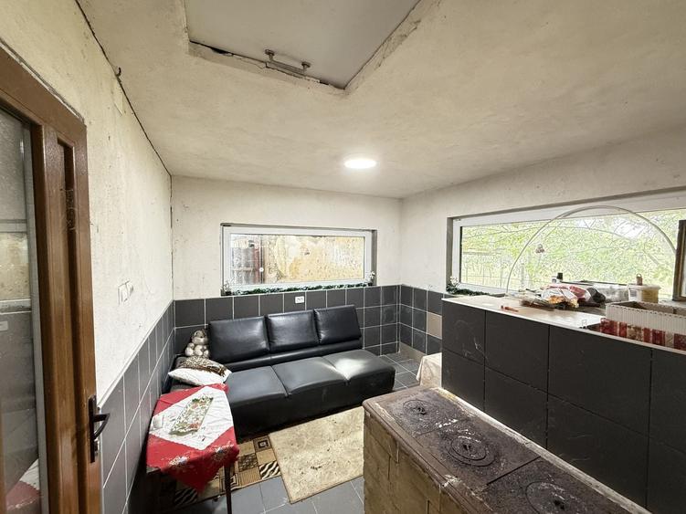 Casă individuală cu 2 camere cu Canalizare în Caporal Alexa