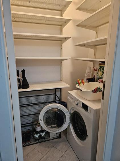 Apartament cu 3 camere decomandat în Faleza Nord