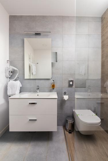 Apartament cu 2 camere semidecomandat în Zorilor