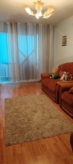 Apartament cu 2 camere decomandat în Micro 13