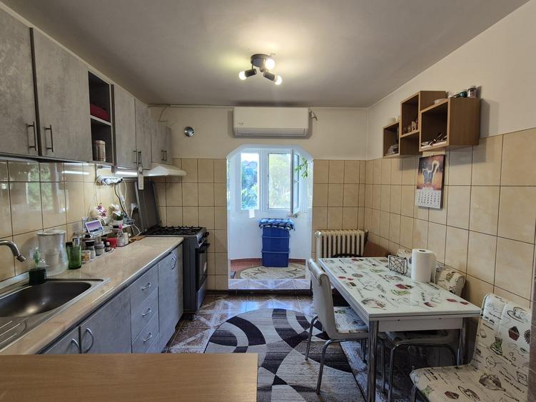 Apartament cu 2 camere decomandat în Dancu