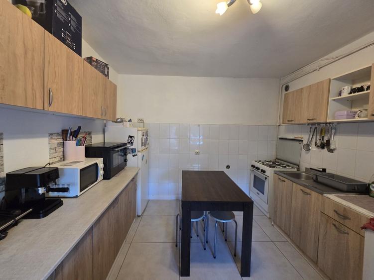 Casă cu 2 camere cu Teren 650 Mp în Crizbav
