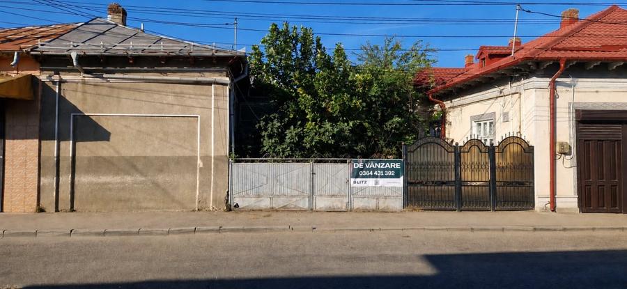 Casă individuală cu 5 camere cu Canalizare în Exterior Est