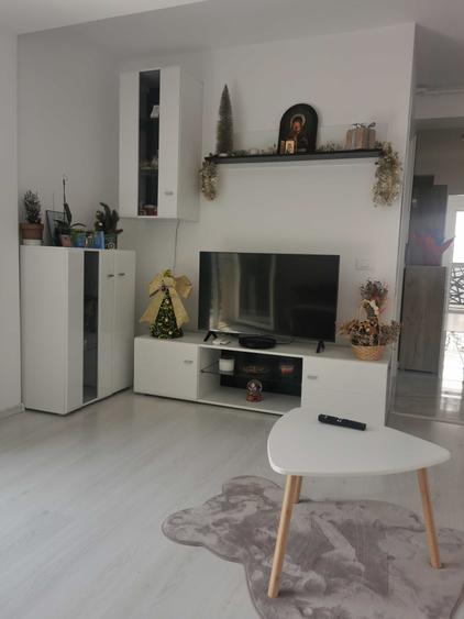 Apartament cu 2 camere decomandat în Exterior Vest