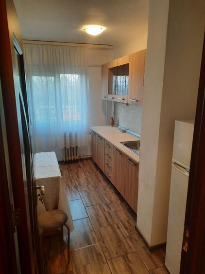 Garsonieră decomandată în Popoveni
