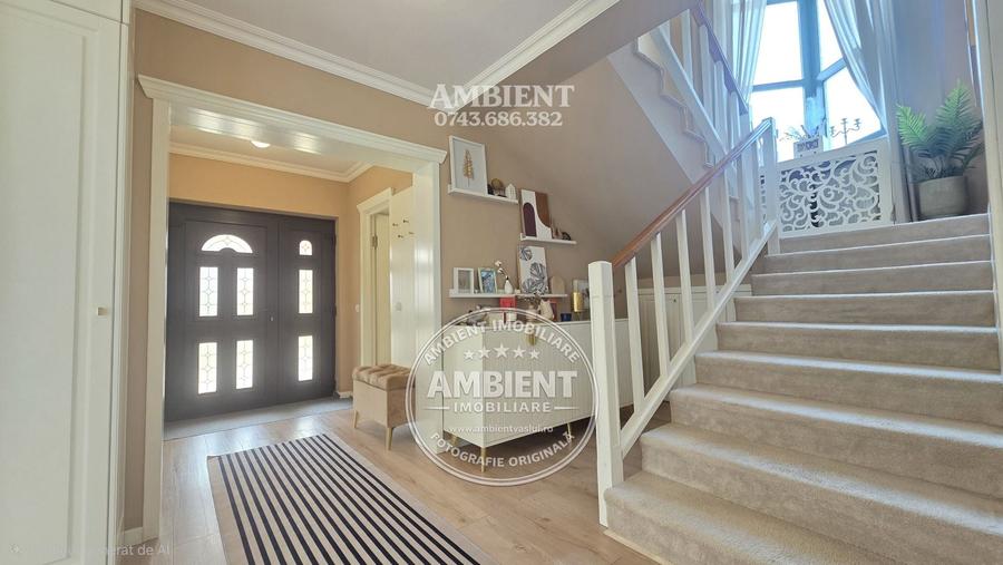 Casă individuală cu 4 camere cu Canalizare în Central