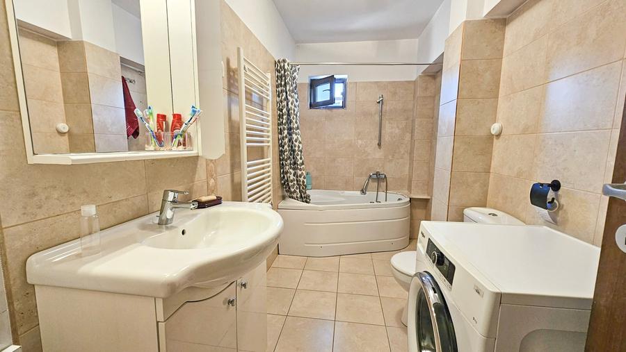 Apartament cu 2 camere decomandat în Prelungirea Ghencea