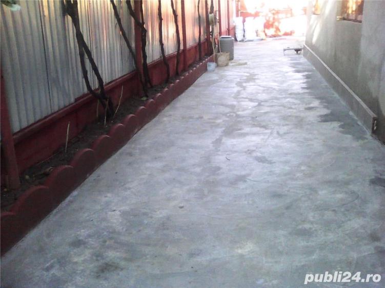 Casă cu 3 camere cu Teren 200 Mp în Lacu Dulce