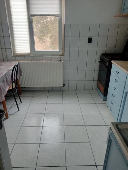 Apartament cu 2 camere semidecomandat în Complex Studențesc
