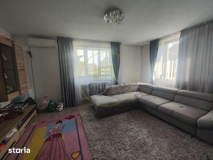 Casă cu 5 camere cu Teren 481 Mp în Malu Mare