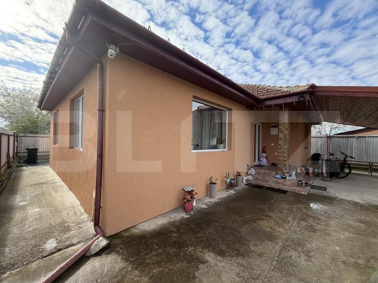 Casă individuală cu 3 camere cu Canalizare în Exterior Nord